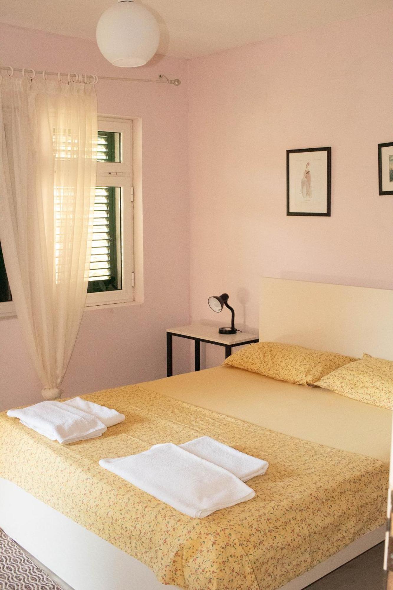 Agroturizem Hotel Vila Franceze Koman 外观 照片